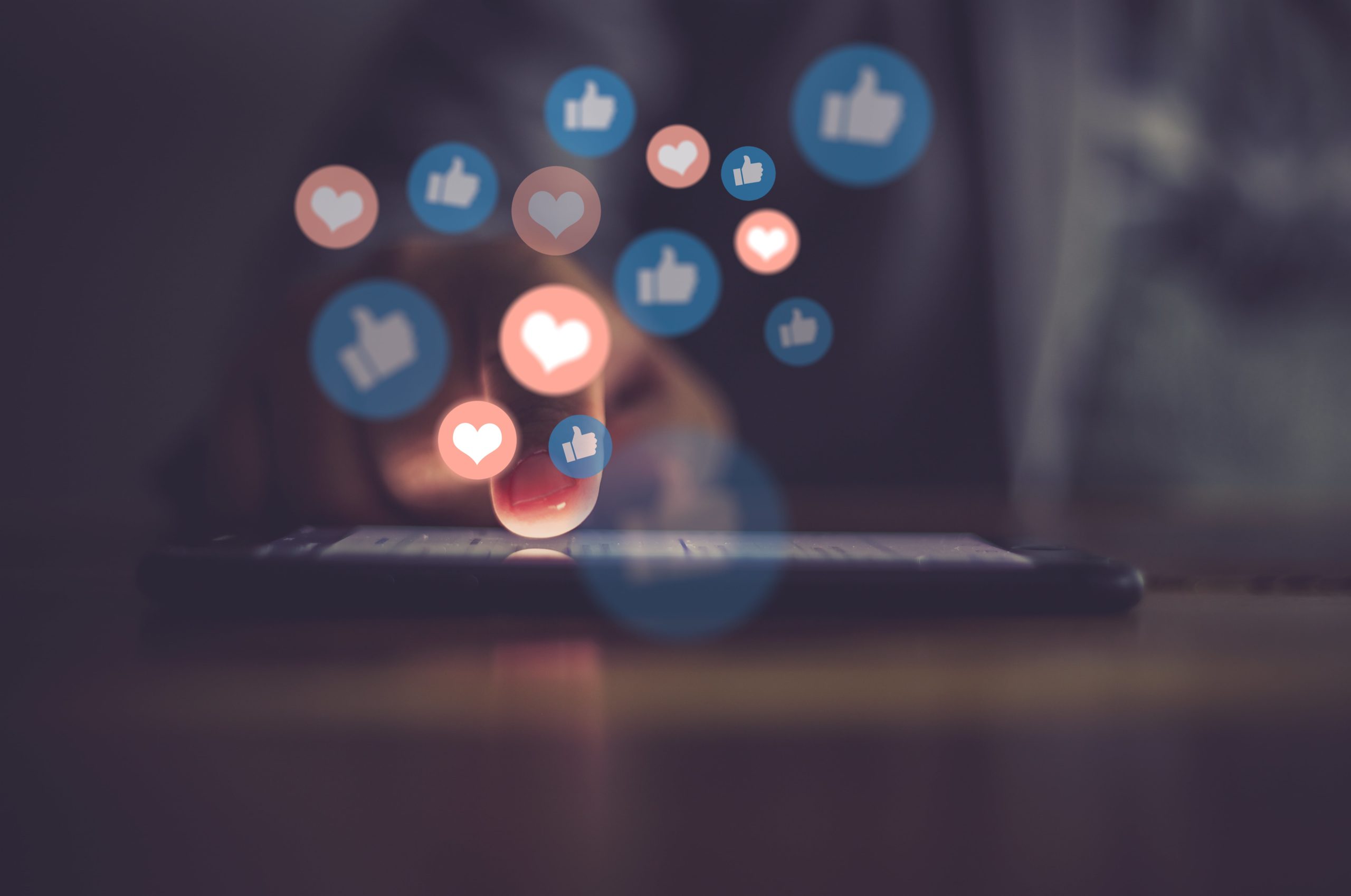 LOADIGIT-reseaux-sociaux-tiz-2-scaled